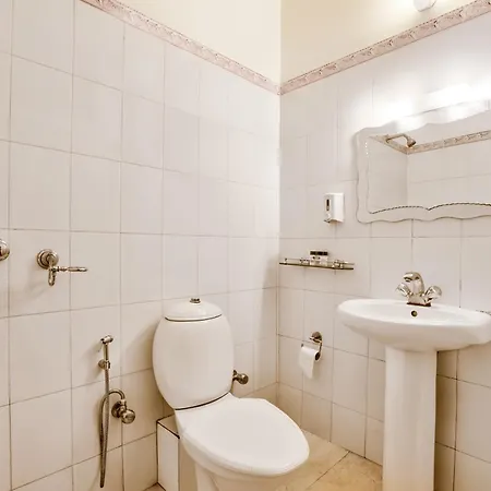 Summit Ttakshang Residency Hotel & Spa 2 Mins Walk To Mg Marg-3